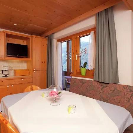 Exquisite In Tyrol In The Mountains Appartement